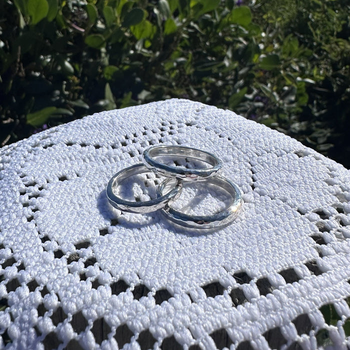 Capsule Ring