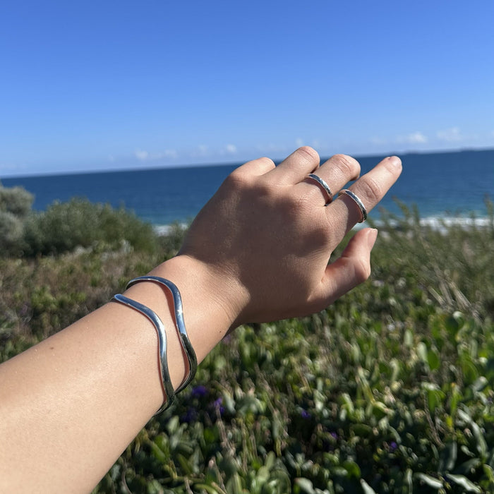 Capsule Bangle